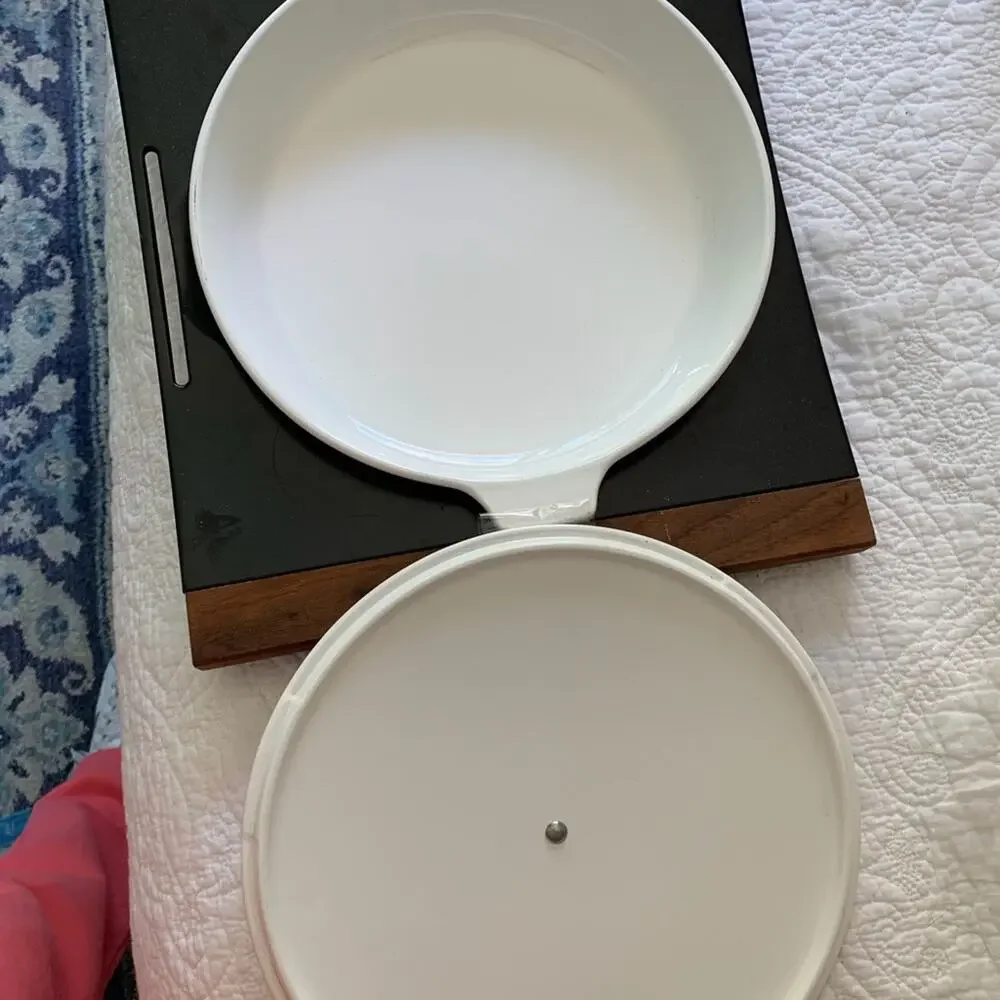 Perfect condition VINTAGE Mid Century baker server